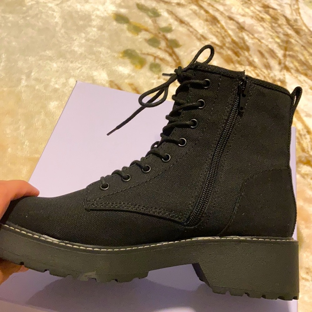 Madden girl black canvas carra boot